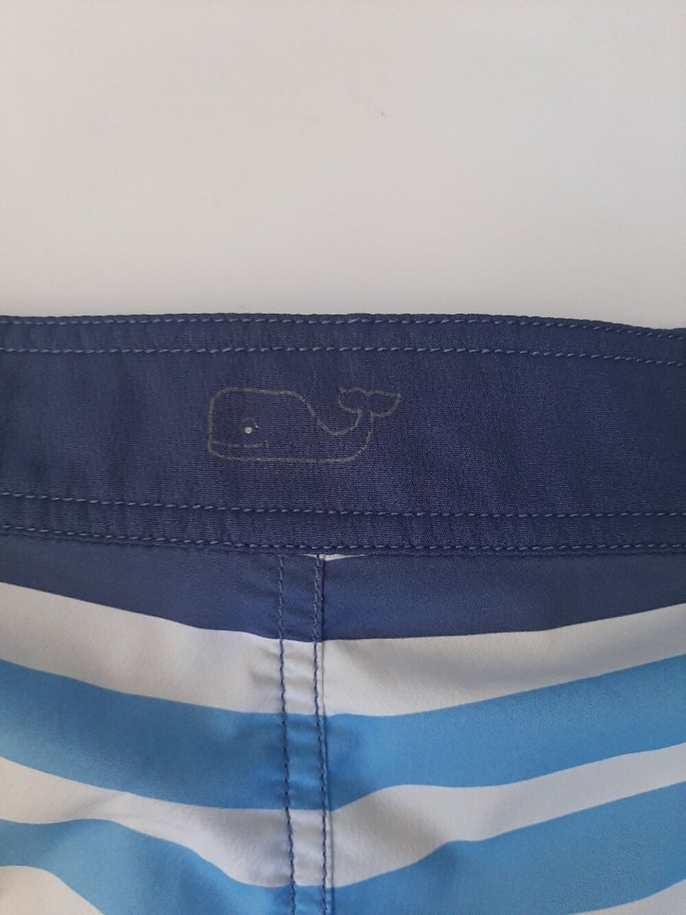 Vineyard Vines Colorful Striped Swim Trunks Size 34 Summer Beach Vacation - Picture 8 of 10
